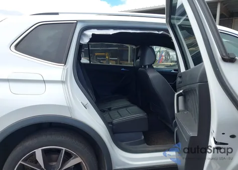 2022 Volkswagen Tiguan 2.0T Sel R-Line z USA, uszkodzony, nr VIN 3VV4B7AX7NM084792